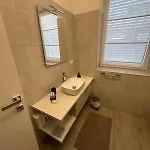 Apartamento House Adriano