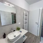 Apartamento House Adriano