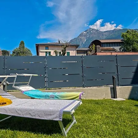 Apartman House Adriano Colico