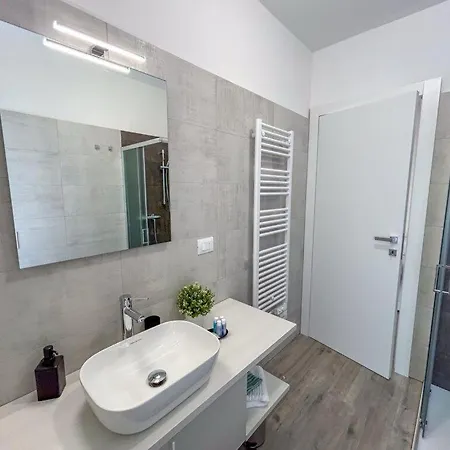 Apartman House Adriano