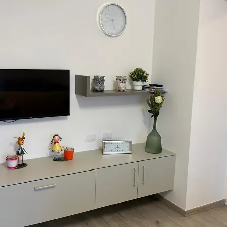 Apartman House Adriano *